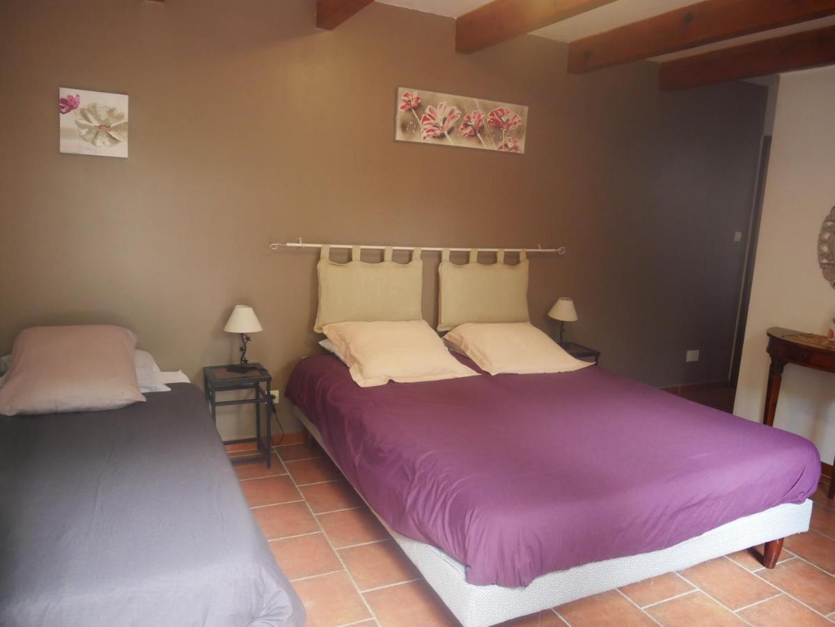 Bed and Breakfast La Feniere Venejan Екстер'єр фото