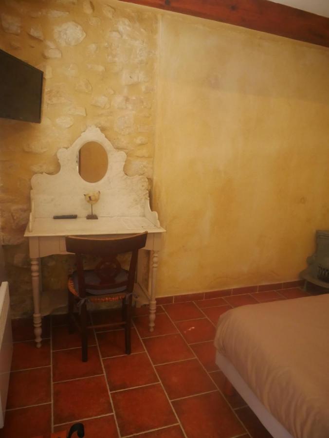 Bed and Breakfast La Feniere Venejan Екстер'єр фото
