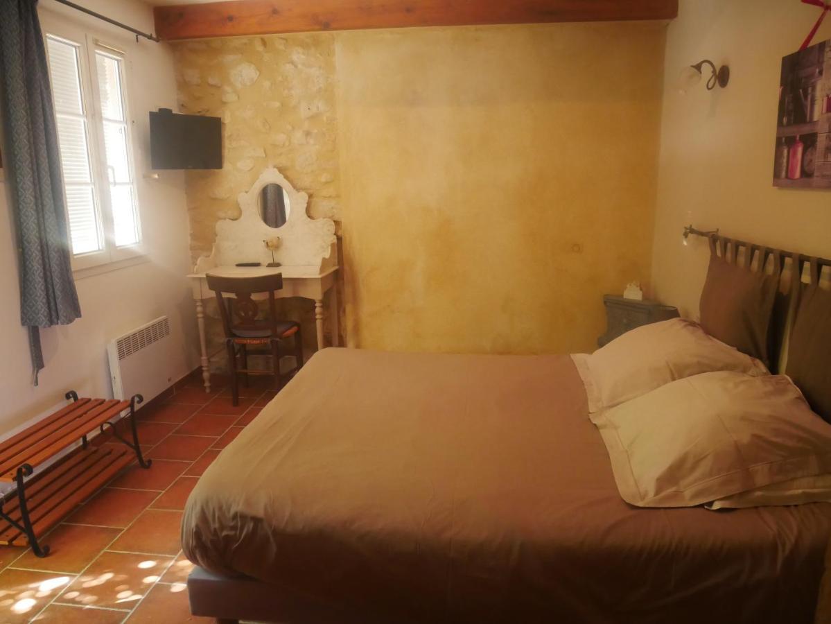 Bed and Breakfast La Feniere Venejan Екстер'єр фото