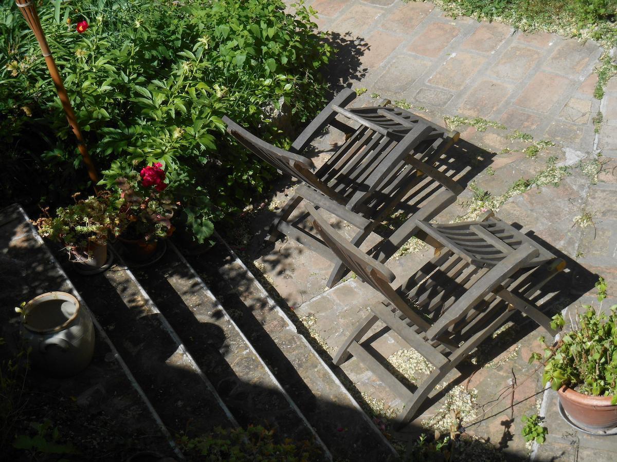 Bed and Breakfast La Feniere Venejan Екстер'єр фото