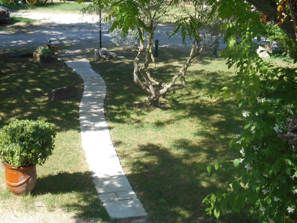 Bed and Breakfast La Feniere Venejan Екстер'єр фото