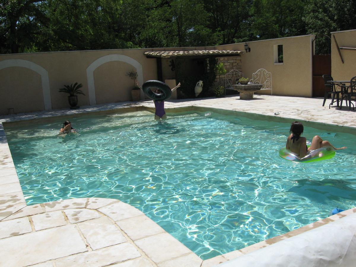 Bed and Breakfast La Feniere Venejan Екстер'єр фото