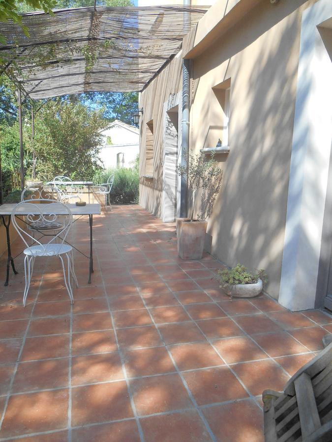 Bed and Breakfast La Feniere Venejan Екстер'єр фото