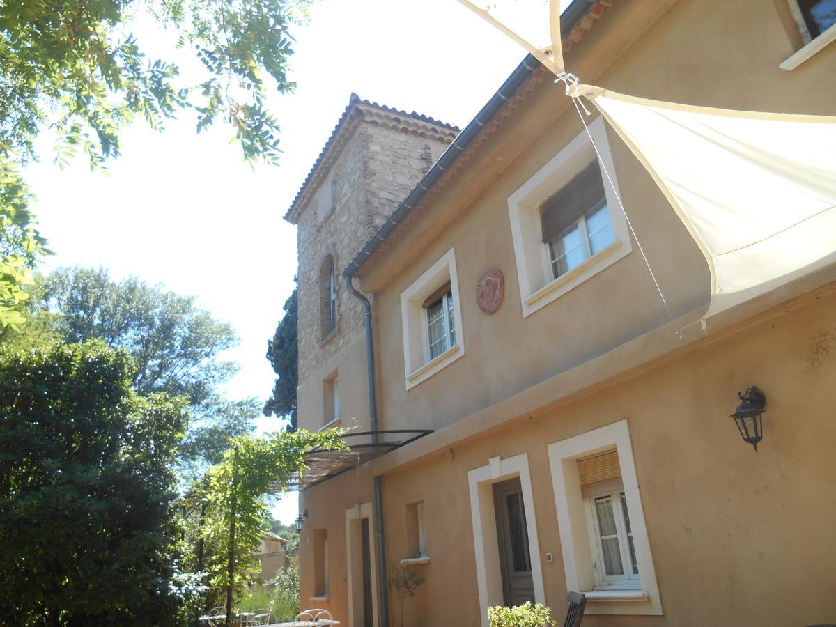 Bed and Breakfast La Feniere Venejan Екстер'єр фото